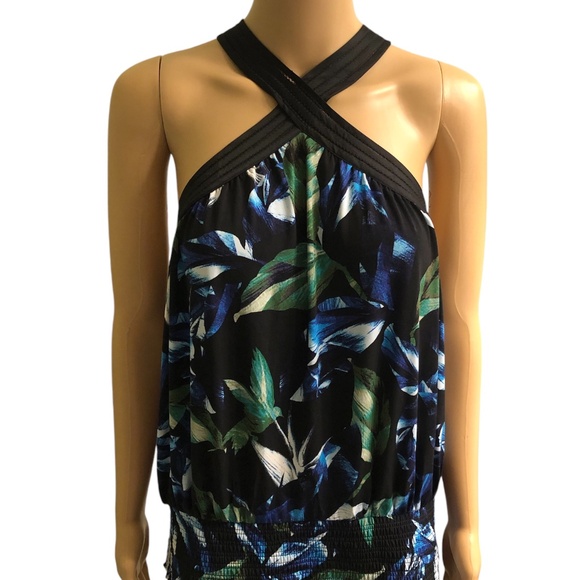 White House Black Market Tops - White House Black Market Cross Front MJ Halter size Xl